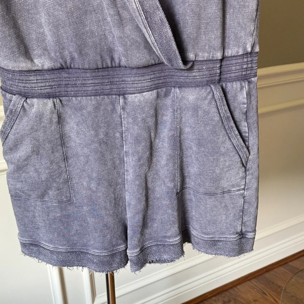 Daily Practice by Anthropologie frayed surplice jumpsuit romper Size Small S - Picture 5 of 14